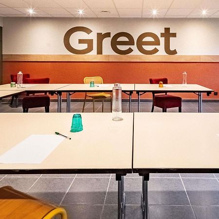 Greet Hotel Massieux Lyon Nord ภายนอก รูปภาพ