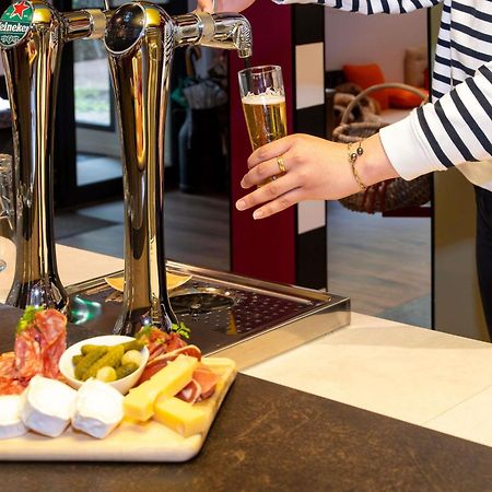 Greet Hotel Massieux Lyon Nord ภายนอก รูปภาพ