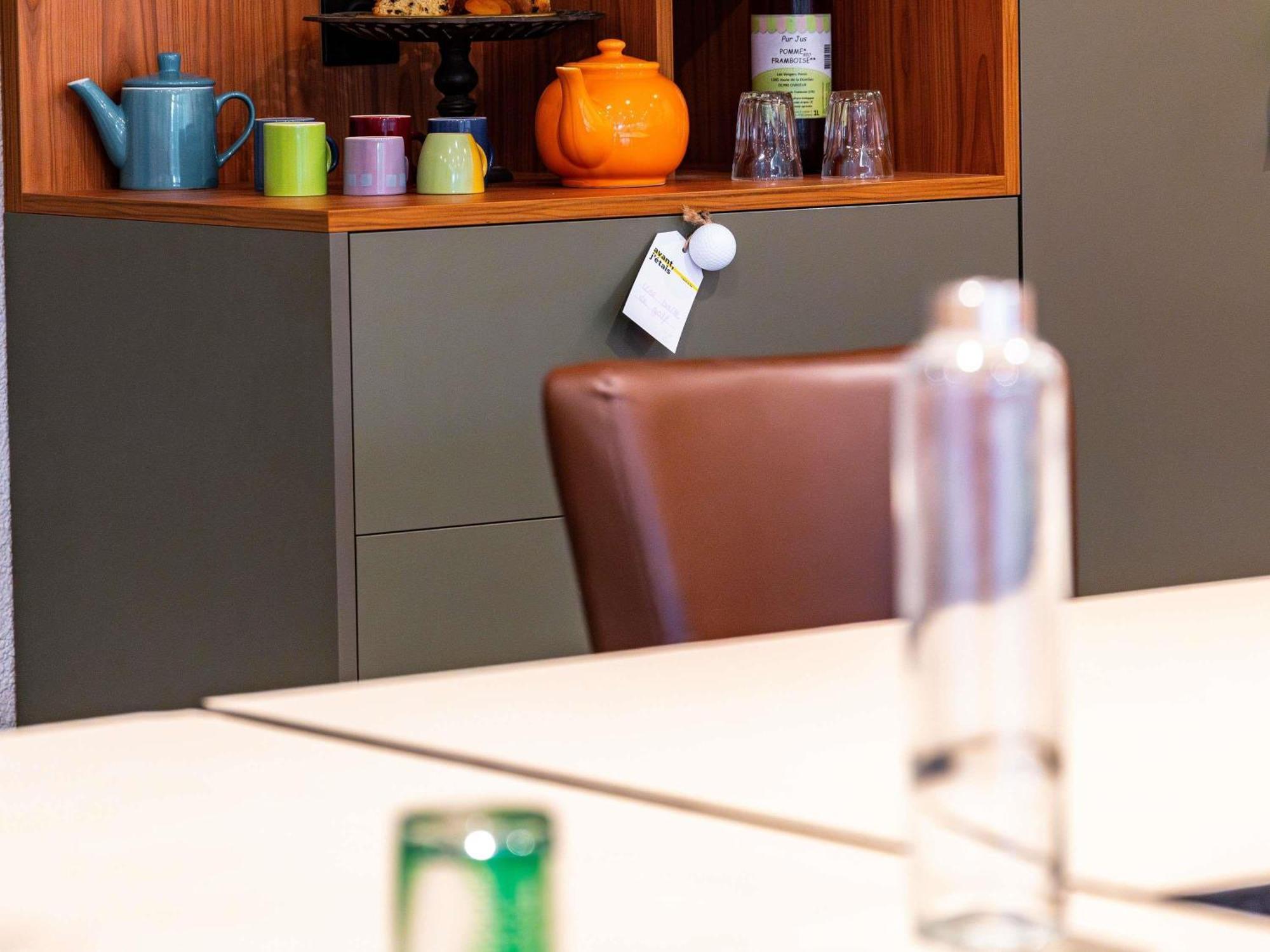 Greet Hotel Massieux Lyon Nord ภายนอก รูปภาพ