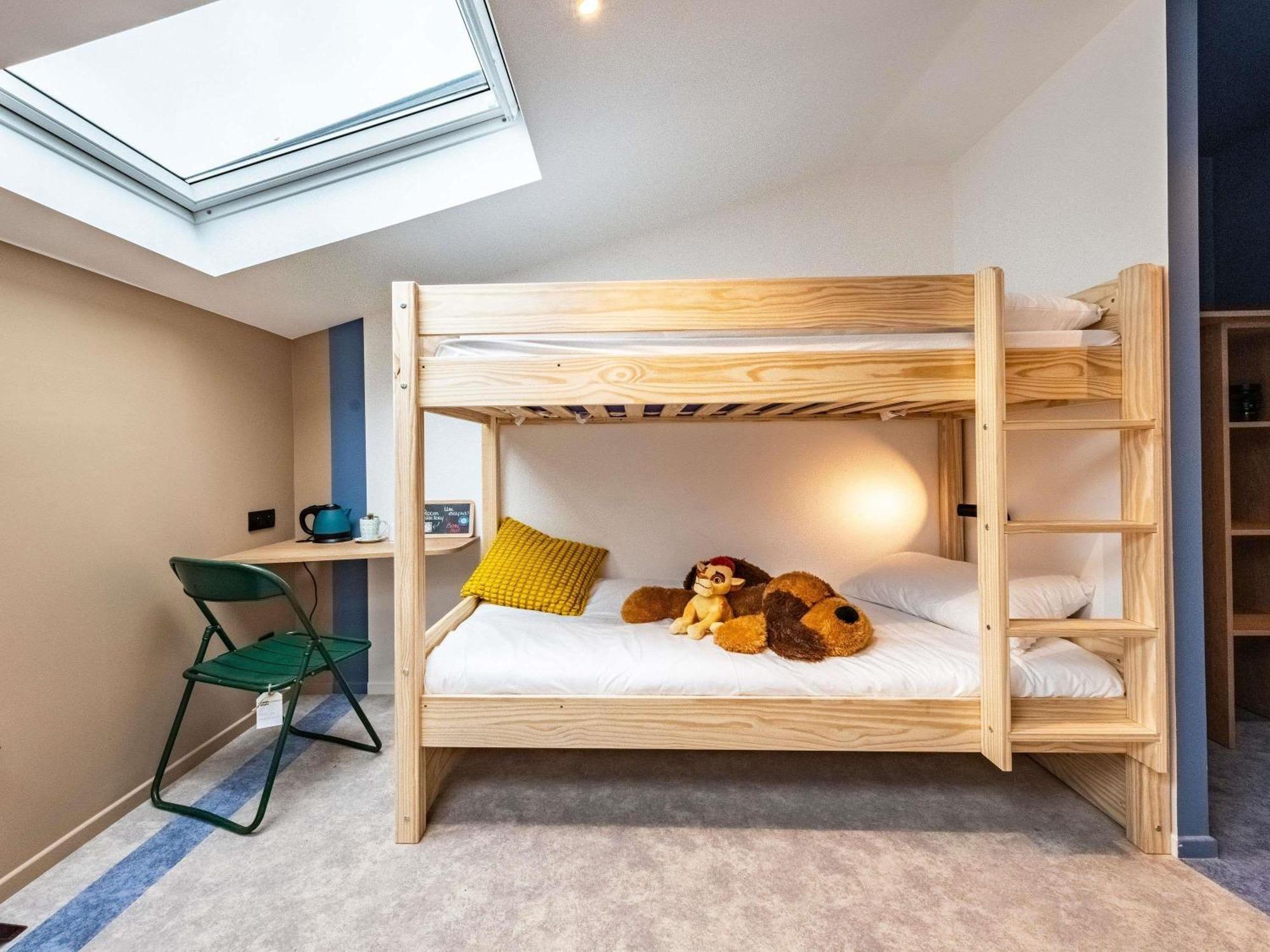 Greet Hotel Massieux Lyon Nord ภายนอก รูปภาพ
