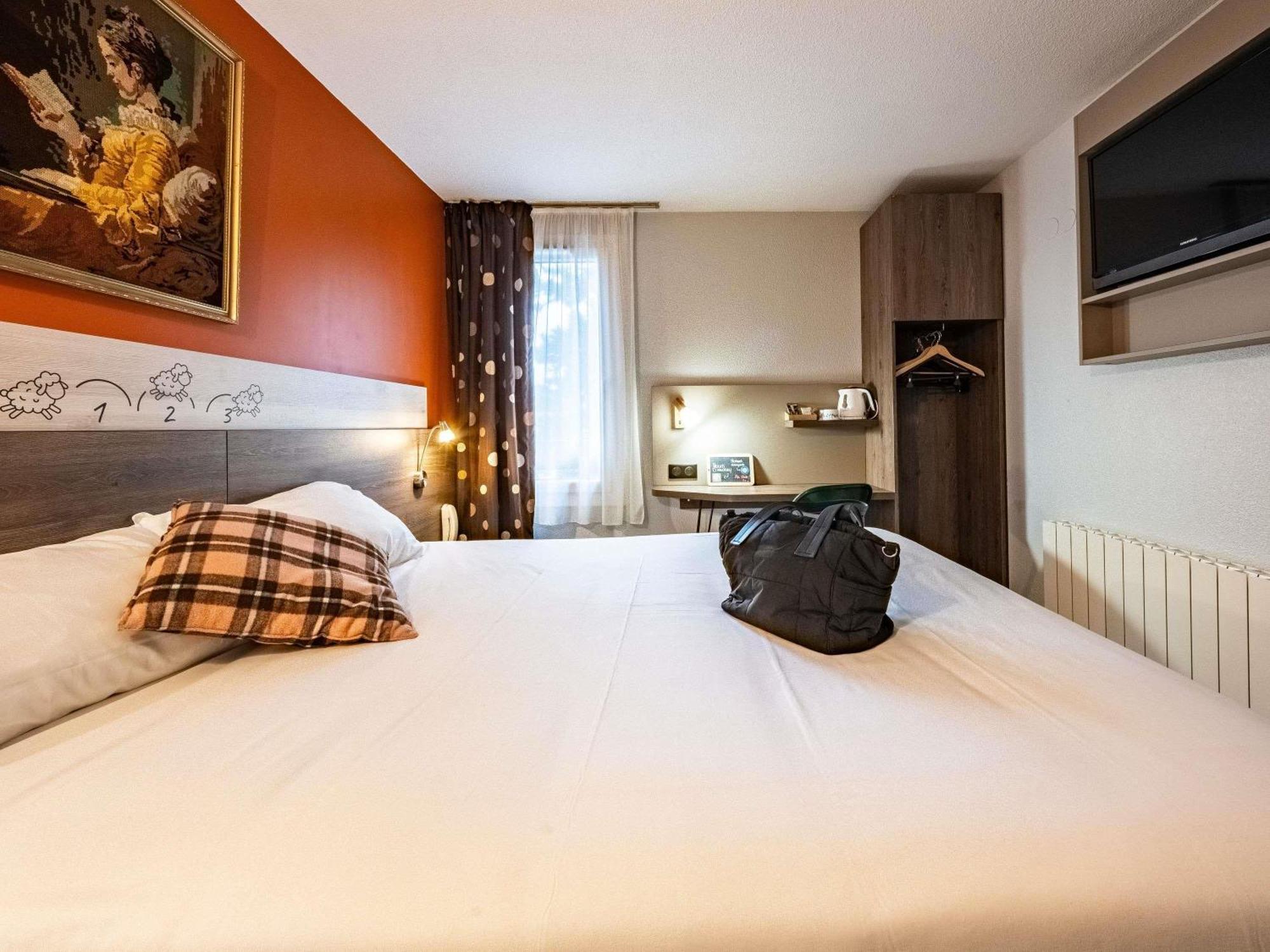 Greet Hotel Massieux Lyon Nord ภายนอก รูปภาพ