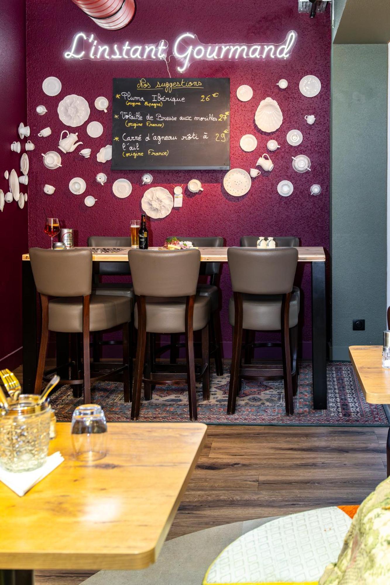 Greet Hotel Massieux Lyon Nord ภายนอก รูปภาพ