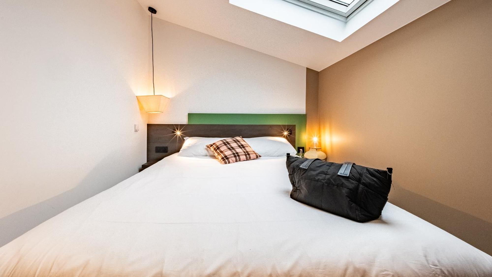 Greet Hotel Massieux Lyon Nord ภายนอก รูปภาพ