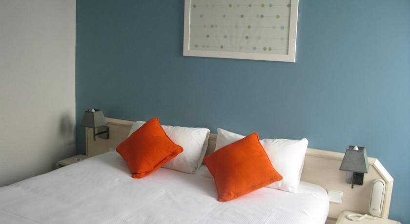 Greet Hotel Massieux Lyon Nord ภายนอก รูปภาพ